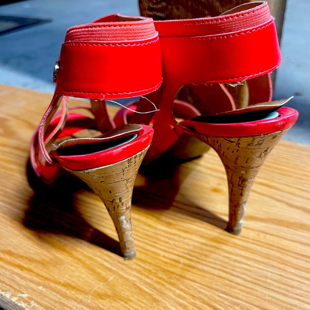 Coral strappy heels!